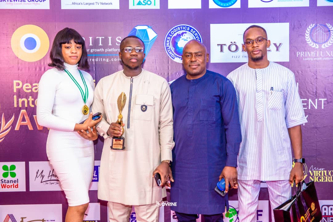 Nlemchukwu Godswill Onyedikachi Bags Youth Ambassador and Young Entrepreneurs of the Year Award*