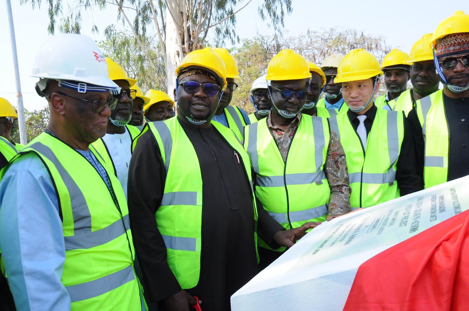 FG expands power generation in Kainji, commissions additional 300KWp power project*